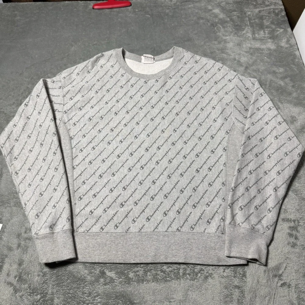 Champion Reverse Weave Womens Size Large Gray‎ Allover Print Logo Crewneck